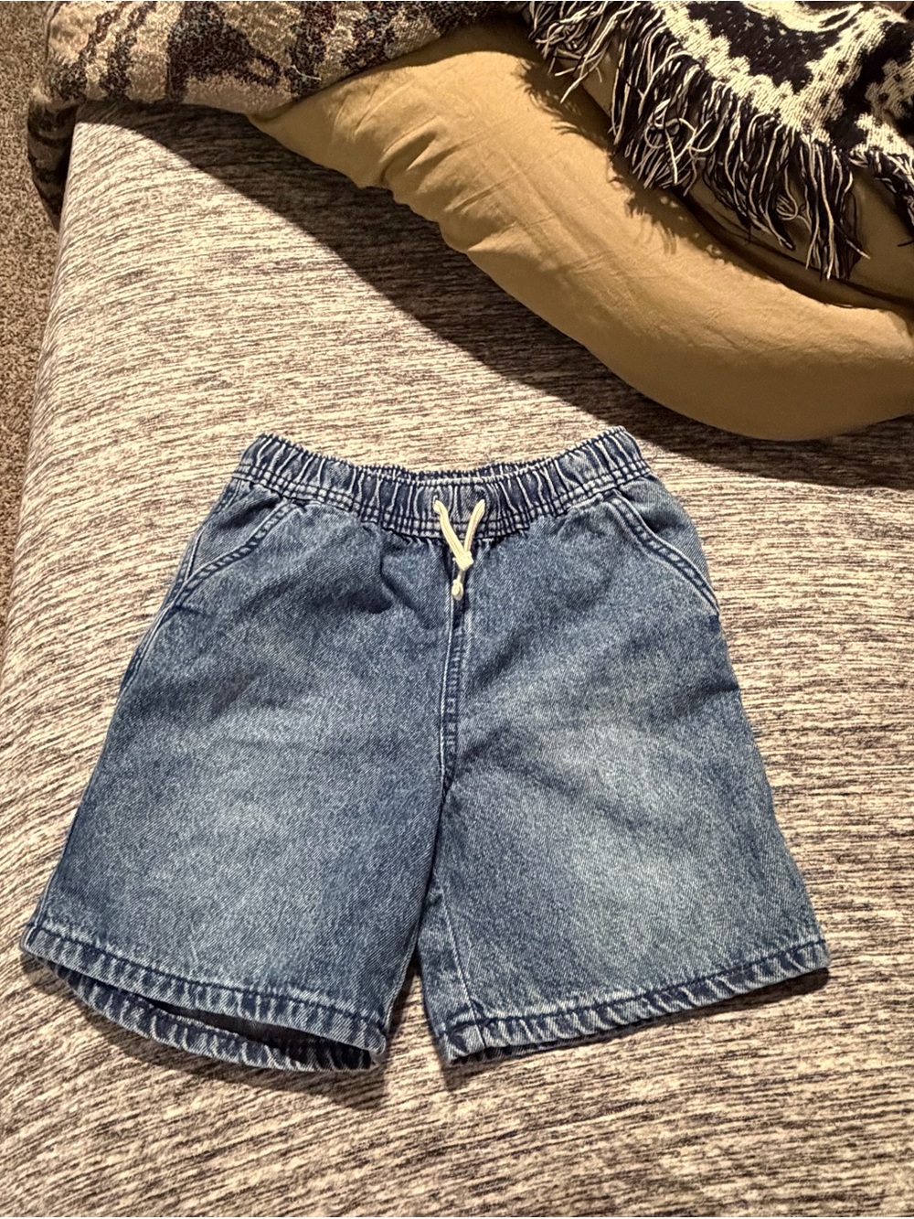 Kids (boys) Cat and Jack S 6/7 Casual Elastic Waist Denim Shorts - Medium Blue
